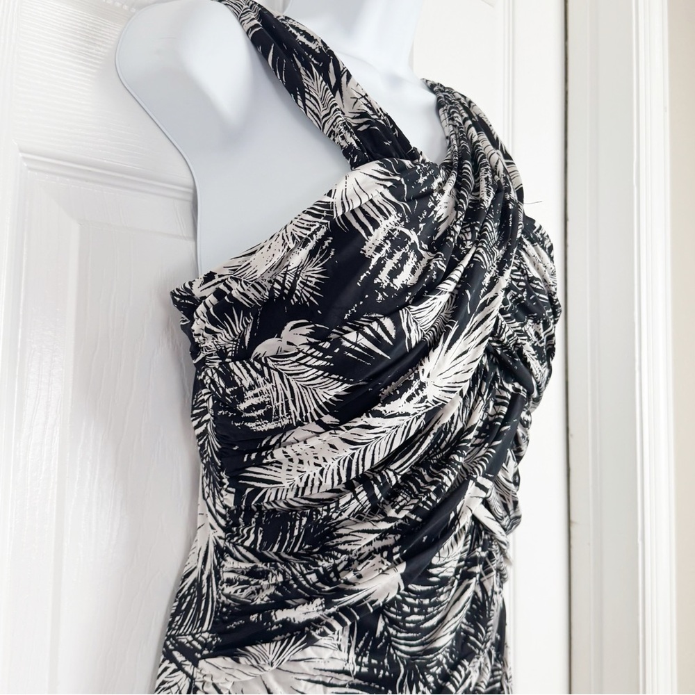 Garnet Hill Ruched Front One Piece Swimsuit Black and White Leaf Print Size 14 - Picture 5 of 8